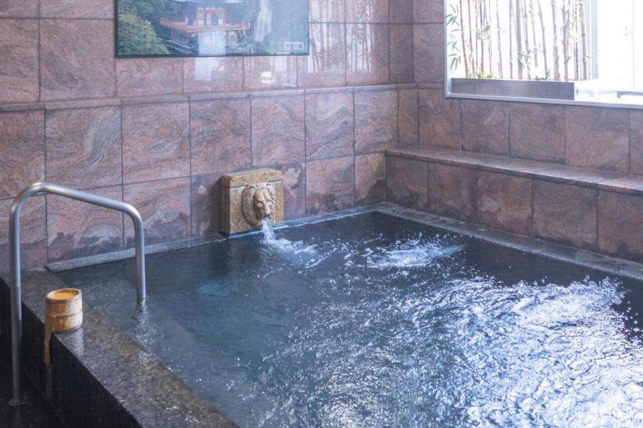 Hotel New Palace Шингу Екстериор снимка