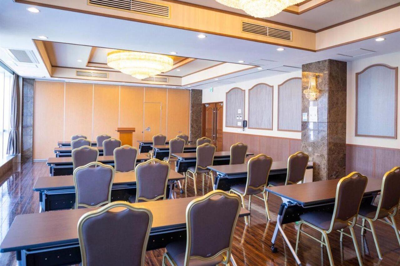 Hotel New Palace Шингу Екстериор снимка