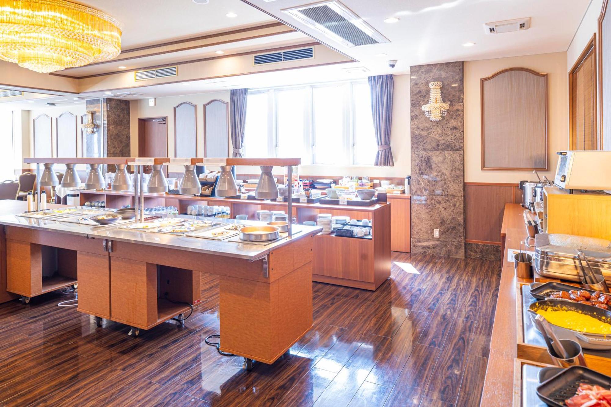 Hotel New Palace Шингу Екстериор снимка